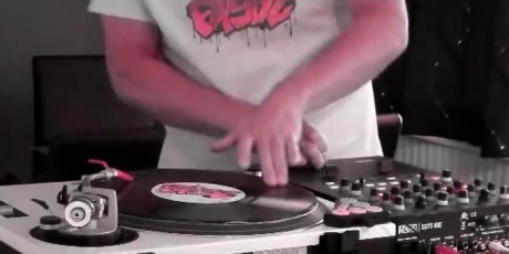 DJ Faydz: Old Skool UK Hip Hop Mash Up (Video)
