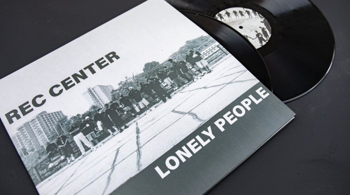 Untergrund-Sound aus Illinois: Rec Center – Lonely People (1999) erstmals auf Vinyl