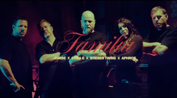 Neues Video: Curse feat. Cora E., Stieber Twins & Aphroe – Familia (2024)